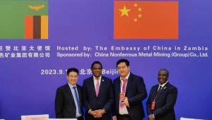 9月14日，由中国驻赞比亚大使馆主办的中国—赞比亚投资推介活动在京举行，董事长王浩宇受邀参加晚宴，拜会希奇莱马阁下，同时邀请赞比亚代表团来访milan米兰水集团考察。